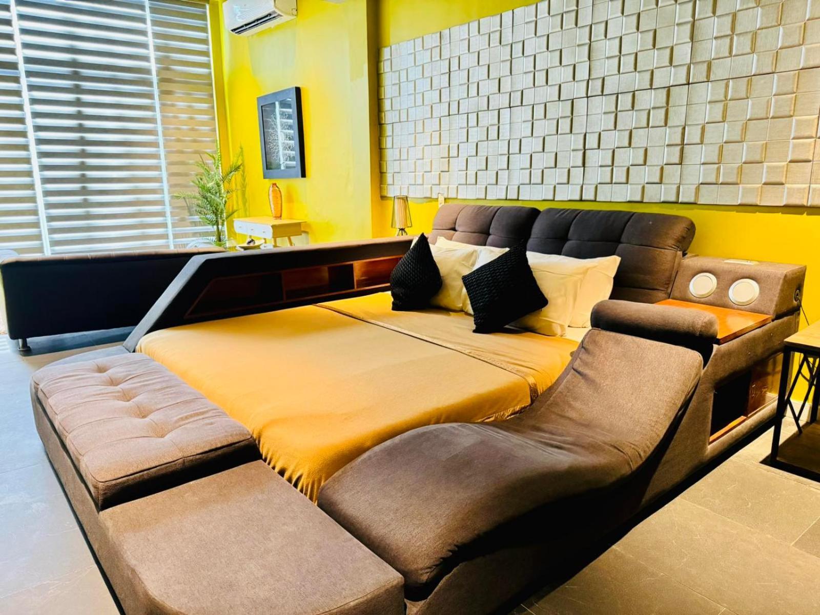 City Park Hotel Residences Taguig Exterior foto
